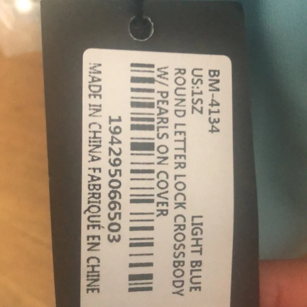 NWT! Badgley Mischka Light Blue Round Letter Lock crossbody bag. - Picture 5 of 10